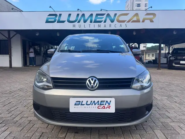 Carro Volkswagen Fox 2013 1.6 VHT I-Motion (Flex)