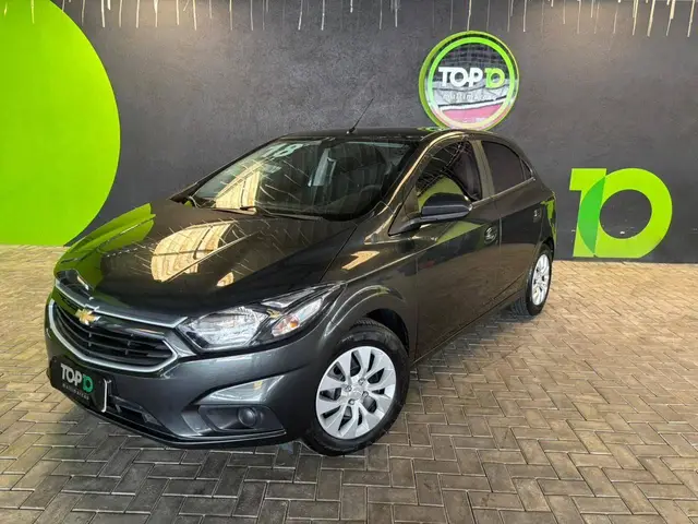 Carro Chevrolet Onix 2018 LT 1.4 8V FlexPower 5p Mec.