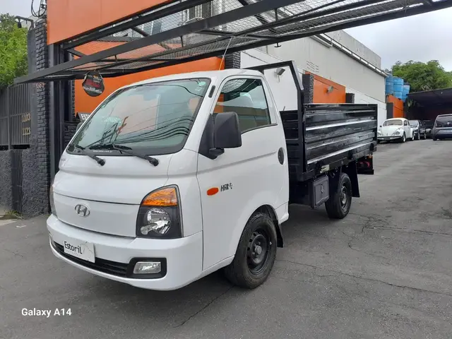 Caminhão Hyundai HR 2022 2.5 CRDi Longo sem Cacamba DA12A