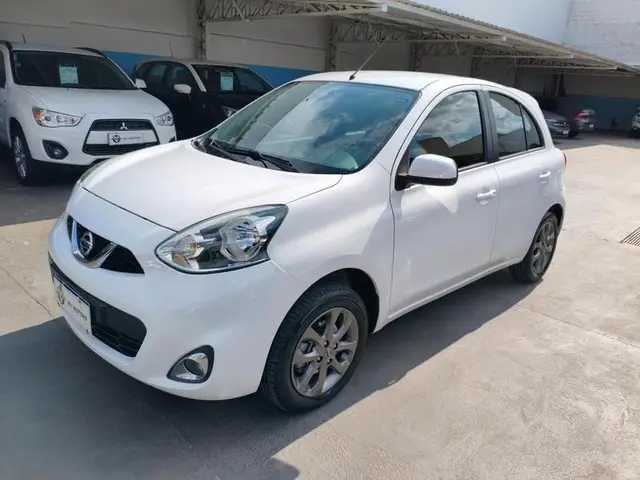 Carro Nissan March 2016 1.0 12V SV (Flex)