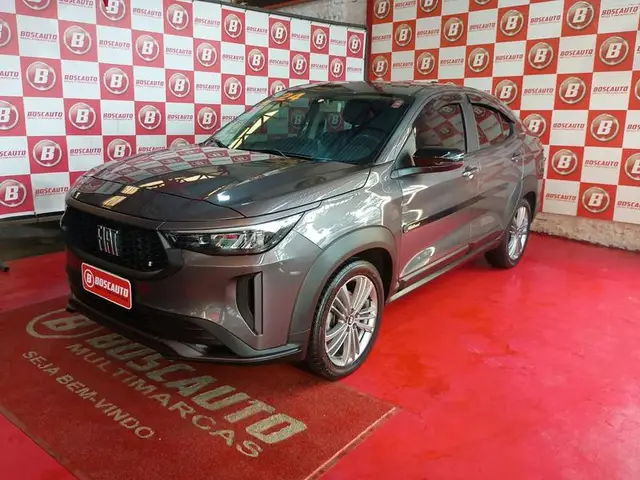 Carro Fiat Fastback 2024 Turbo 200