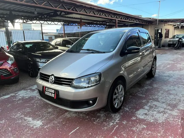 Carro Volkswagen Fox 2012 1.6 VHT (Flex)