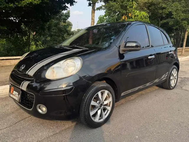 Carro Nissan March 2014 1.0 16V S (Flex)