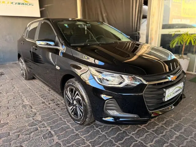 Carro Chevrolet Onix 2024 1.0