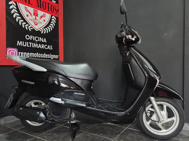 Moto Honda LEAD 2011 110