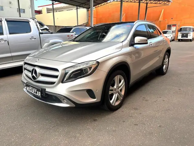 Carro Mercedes-Benz GLA 200 2017 GLA 200 1.6 Advance