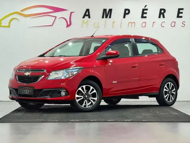 Carro Chevrolet Onix 2014 1.4 LT SPE/4