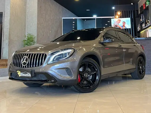 Carro Mercedes-Benz GLA 250  2015 GLA 250 Vision