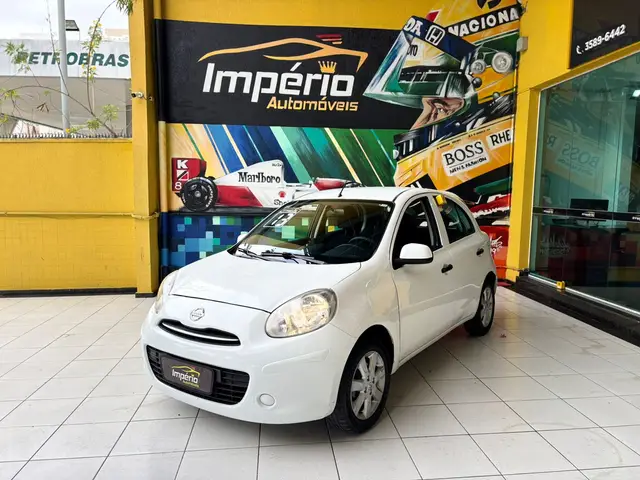 Carro Nissan March 2013 1.0 16V S (Flex)