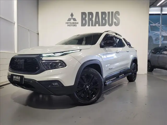Carro Fiat Toro 2022 Volcano 1.3