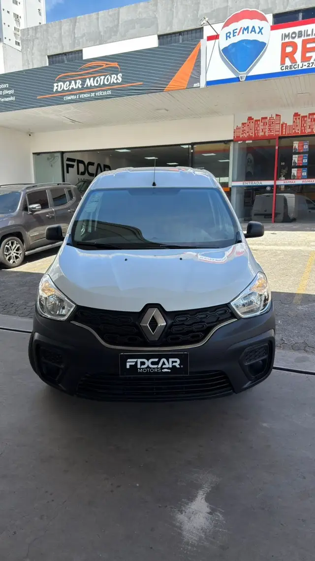 Carro Renault Kangoo 2026 Advanced 1.6 SCe (Flex)