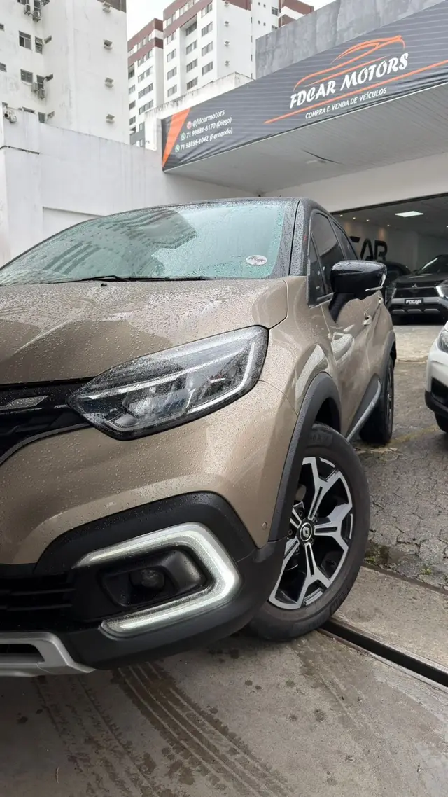 Carro Renault Captur 2022 Iconic 1.3 Turbo CVT
