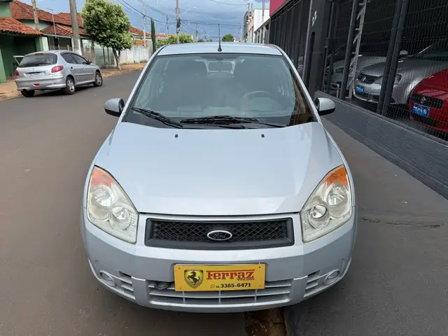 Carro Ford Fiesta Hatch 2009 1.6 (Flex)