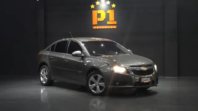 Carro Chevrolet Cruze 2014 HB Sport LTZ 1.8 16V FlexP. 5p Mec