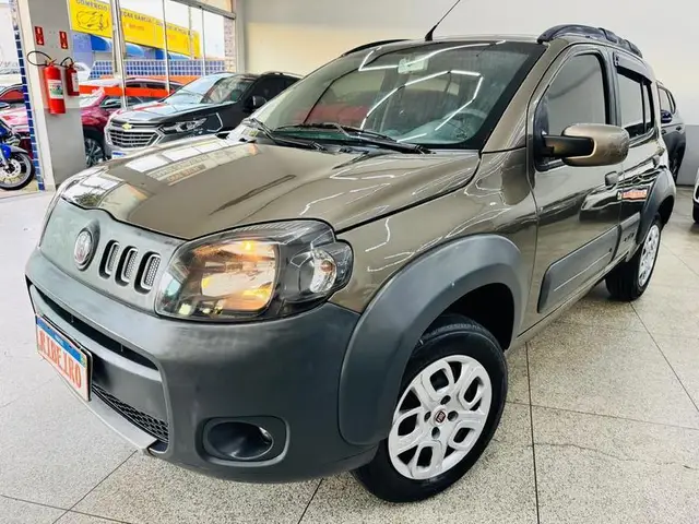 Carro Fiat Uno 2012 Way Celeb. 1.4 8V (Flex) 4p