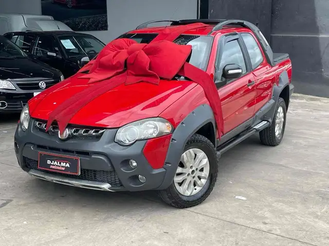 Carro Fiat Strada 2014 Adventure 1.8 16V (Flex) (Cabine Estendida)