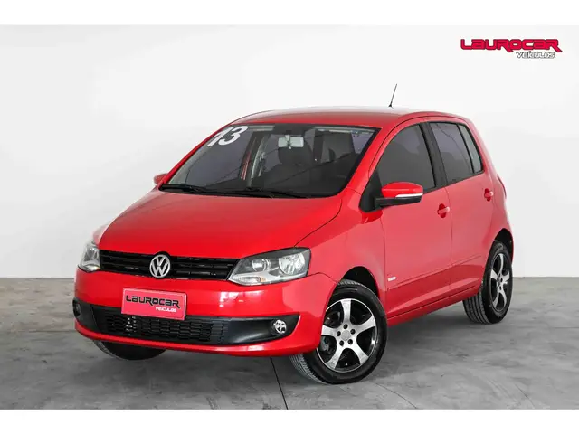 Carro Volkswagen Fox 2013 1.0 VHT (Flex) 4p