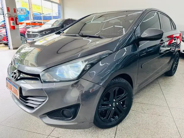 Carro Hyundai HB20S 2014 1.6 Comfort Plus (Flex)