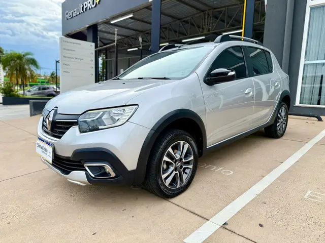Carro Renault Stepway 2023 Iconic 1.6 16V SCe (Flex) (Aut)