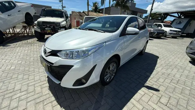 Carro Toyota Yaris 2022 1.5 XL Plus Connect CVT (Flex)