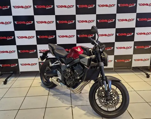 Moto Honda CB 650R 2026 E-Clutch