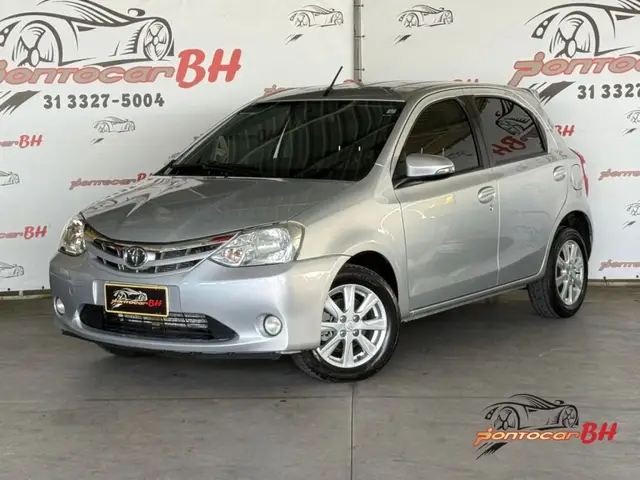 Carro Toyota Etios 2017 XLS 1.5 (Flex)
