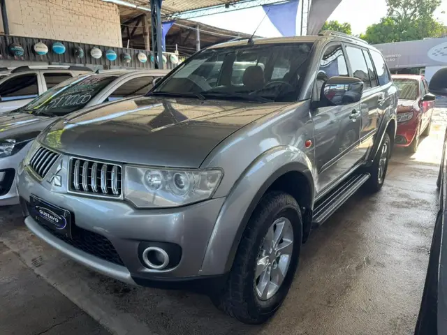 Carro Mitsubishi Pajero Dakar 2013 3.2 HPE 4WD (aut)