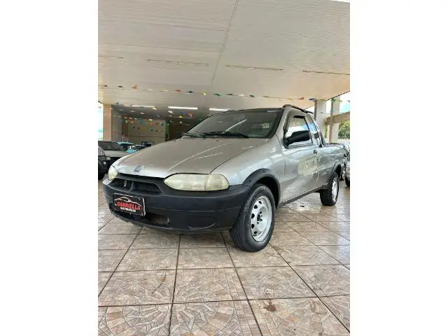 Carro Fiat Strada 2001 Working 1.5 MPi