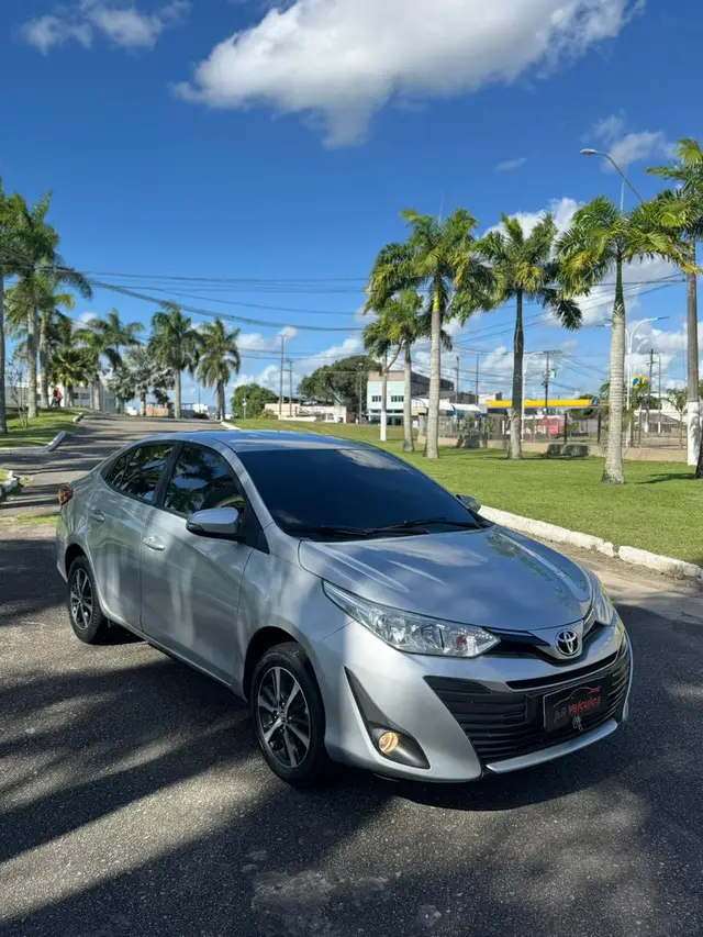Carro Toyota Yaris Sedan 2019 1.5 XS CVT (Flex)