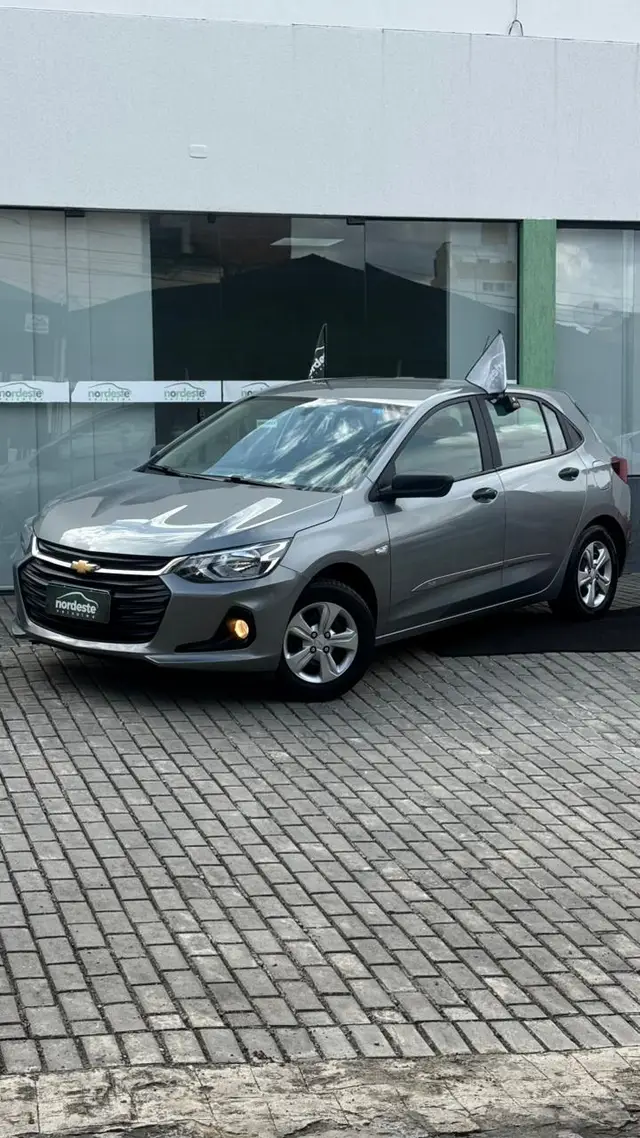 Carro Chevrolet Onix 2025 1.0