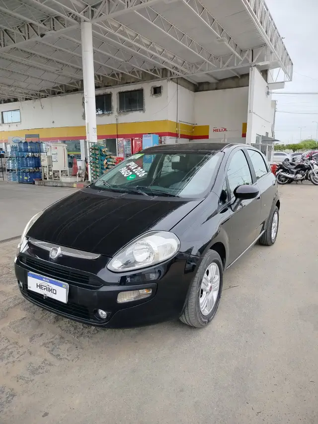 Carro Fiat Punto 2013 Attractive 1.4 (Flex)