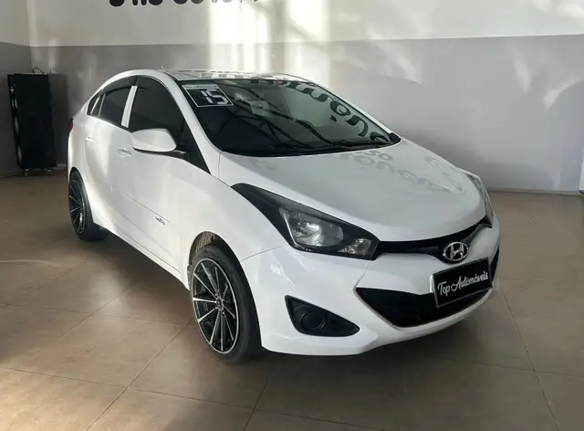 Carro Hyundai HB20S 2015 1.0 Comfort Plus (Flex)