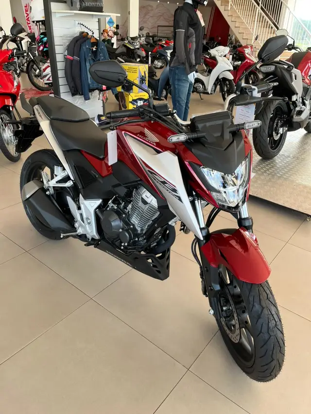 Moto Honda CB 300F Twister 2026 CBS