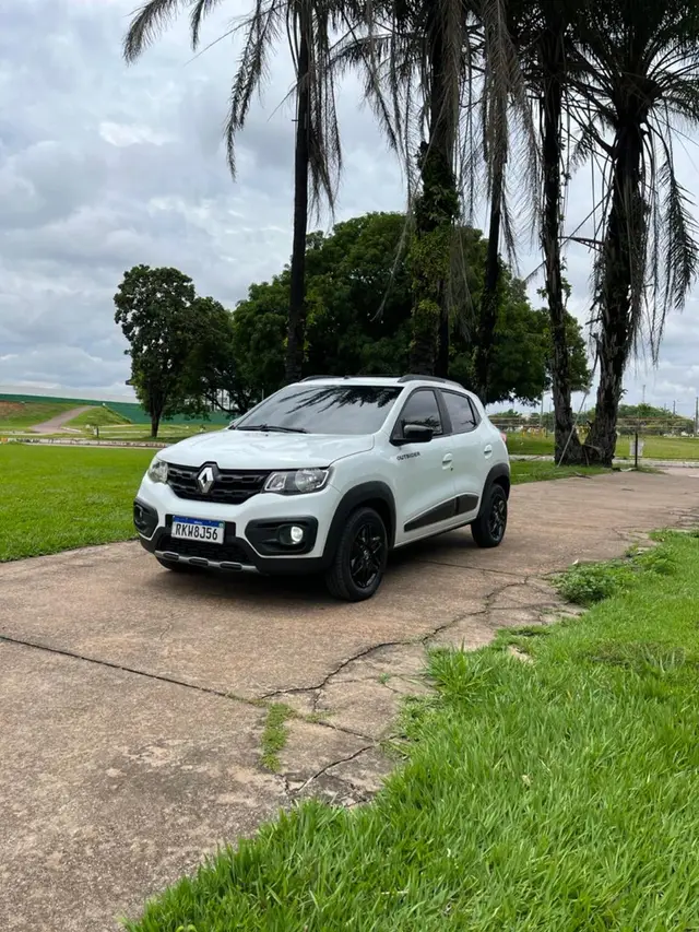 Carro Renault Kwid 2022 Outsider 1.0 12v SCe (Flex)