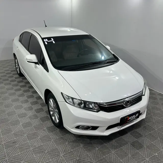 Carro Honda Civic 2014 New  LXR 2.0 i-VTEC (Aut) (Flex)
