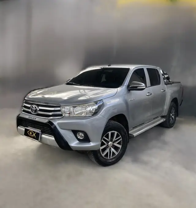 Carro Toyota Hilux Cabine Dupla 2017 Hilux 2.8 TDI STD CD 4x4