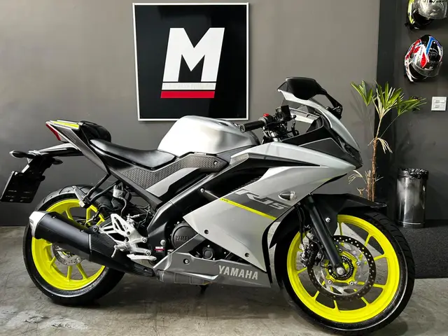 Moto Yamaha YZF R15 2024 ABS
