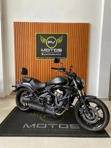 Moto Kawasaki Vulcan 2021 S 650