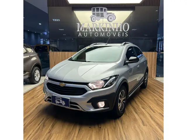 Carro Chevrolet Onix 2017 1.4 Activ SPE/4