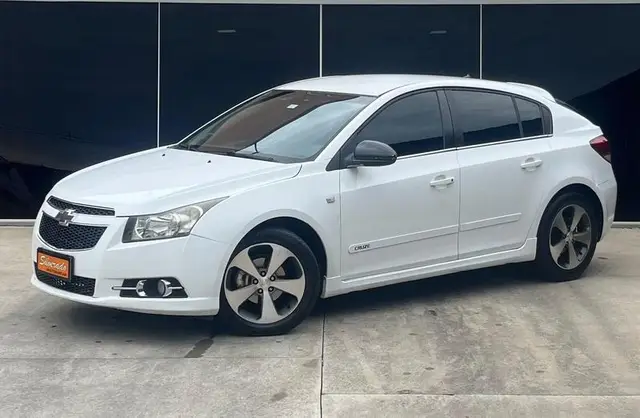 Carro Chevrolet Cruze 2014 HB Sport LTZ 1.8 16V FlexP. 5p Mec