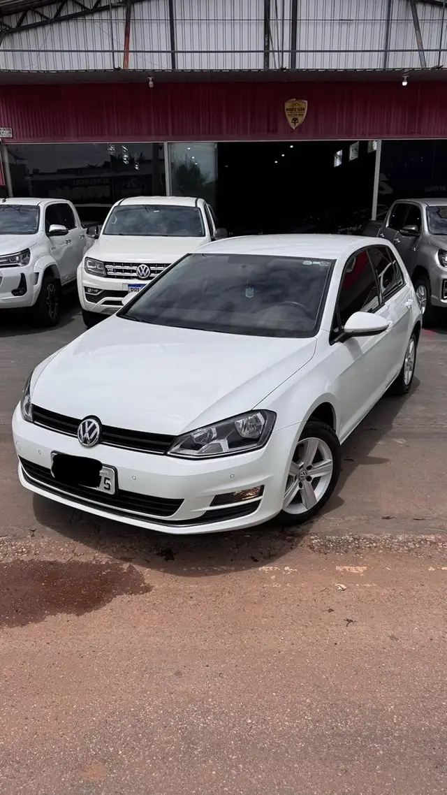 Carro Volkswagen Golf 2015 Comfortline 1.4 TSi