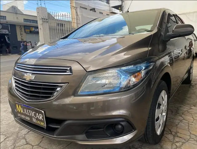 Carro Chevrolet Prisma 2013 1.4 LT SPE/4