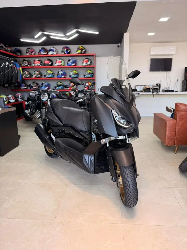 Moto Yamaha XMax 2021 250 (ABS)