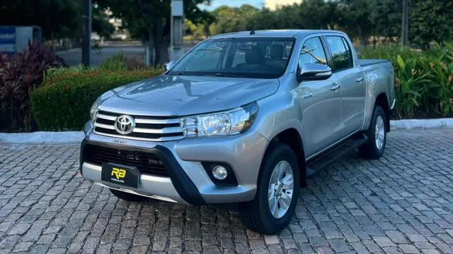 Carro Toyota Hilux Cabine Dupla 2016 Hilux 2.8 TDI SRV CD 4x4 (Aut)