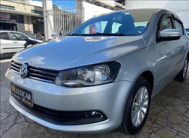 Carro Volkswagen Voyage 2016 1.6 VHT Comfortline (Flex)
