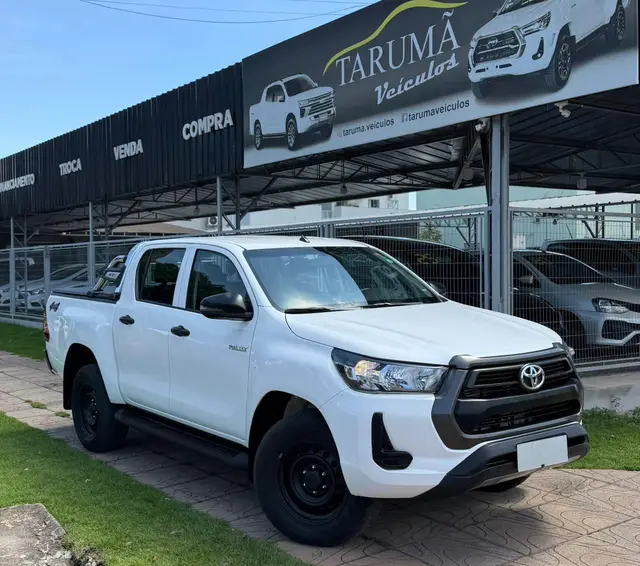 Carro Toyota Hilux Cabine Dupla 2024 STD Power Pack 4x4 2.8 Diesel