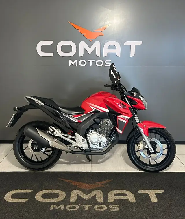 Moto Honda CB 250F Twister 2018 Standard