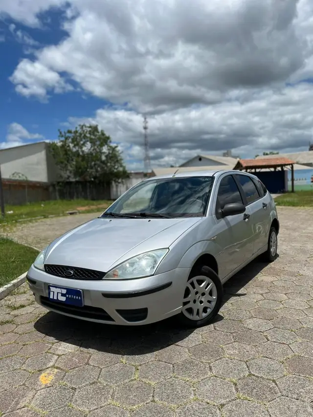Carro Ford Focus Hatch 2008 GLX 1.6 8V