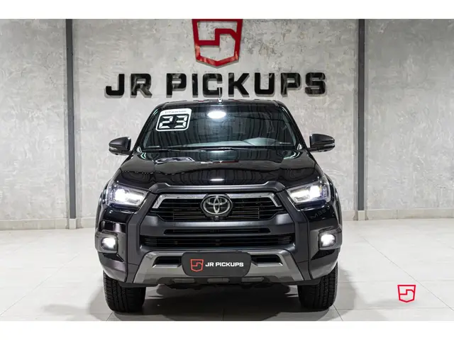 Carro Toyota Hilux Cabine Dupla 2023 Conquest 4x4 2.8 Diesel