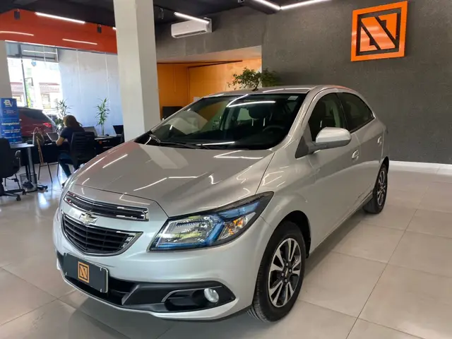 Carro Chevrolet Onix 2014 1.4 LTZ SPE/4